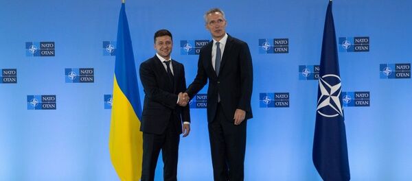 Визит Президента Украины в институты ЕС и НАТО в Брюсселе Визит Президента Украины в институты ЕС и НАТО в Брюсселе - Sputnik Абхазия