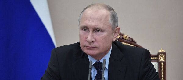 Президент РФ В. Путин провел совещание с постоянными членами Совета безопасности РФ Президент РФ В. Путин провел совещание с постоянными членами Совета безопасности РФ - Sputnik Абхазия