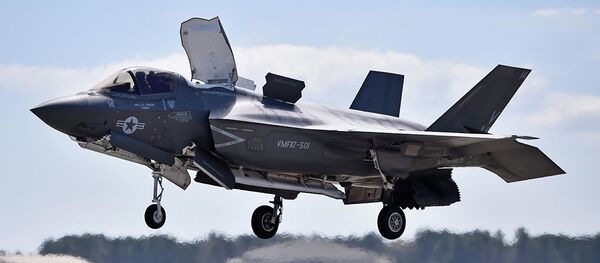 Американский военный самолет F-35. Архивное фото - Sputnik Абхазия