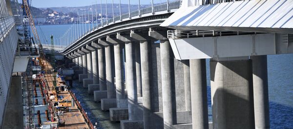 Строительство железнодорожной части Крымского моста - Sputnik Абхазия