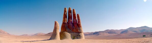Рука пустыни, скульптура в пустыне Атакама - Sputnik Абхазия