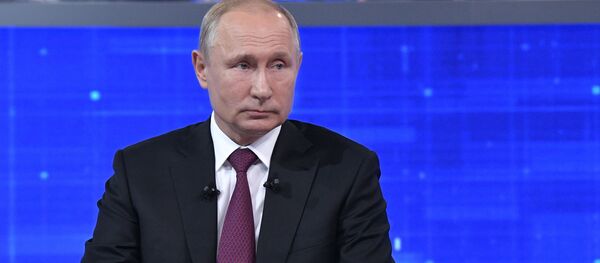 Президент РФ Владимир Путин Президент РФ Владимир Путин - Sputnik Абхазия