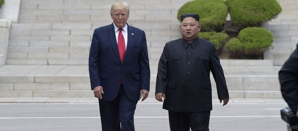 Президент США Дональд Трамп и Северо-корейский лидер Ким Чен Ын Президент США Дональд Трамп и Северо-корейский лидер Ким Чен Ын - Sputnik Абхазия