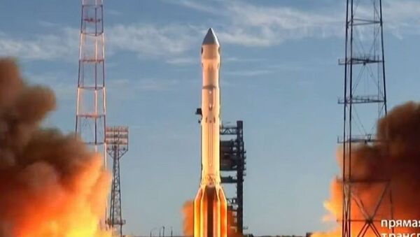 Видео запуска ракеты «Протон-М» с телескопом «Спектр-РГ» - Sputnik Абхазия