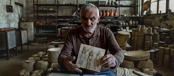 Абхазский художник Игорь Чичба - Sputnik Абхазия