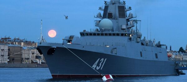 Выход боевых кораблей из Санкт-Петербурга в рамках подготовки к Дню ВМФ России  Выход боевых кораблей из Санкт-Петербурга в рамках подготовки к Дню ВМФ России  - Sputnik Абхазия