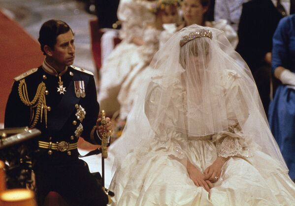 Свадьба Принцесы Дианы и принца Чарльза - Sputnik Абхазия