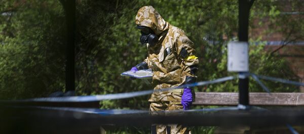 В Солсбери приступили к очистке связанных с отравлением Скрипалей мест - Sputnik Абхазия