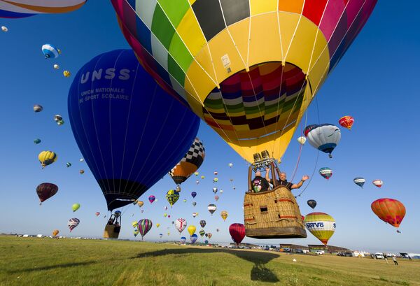 Лотарингский всемирный фестиваль воздушных шаров во Франции - Sputnik Абхазия