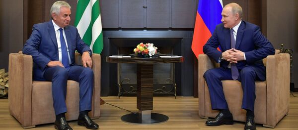 Рабочая поездка президента РФ В. Путина в Сочи Рабочая поездка президента РФ В. Путина в Сочи - Sputnik Абхазия