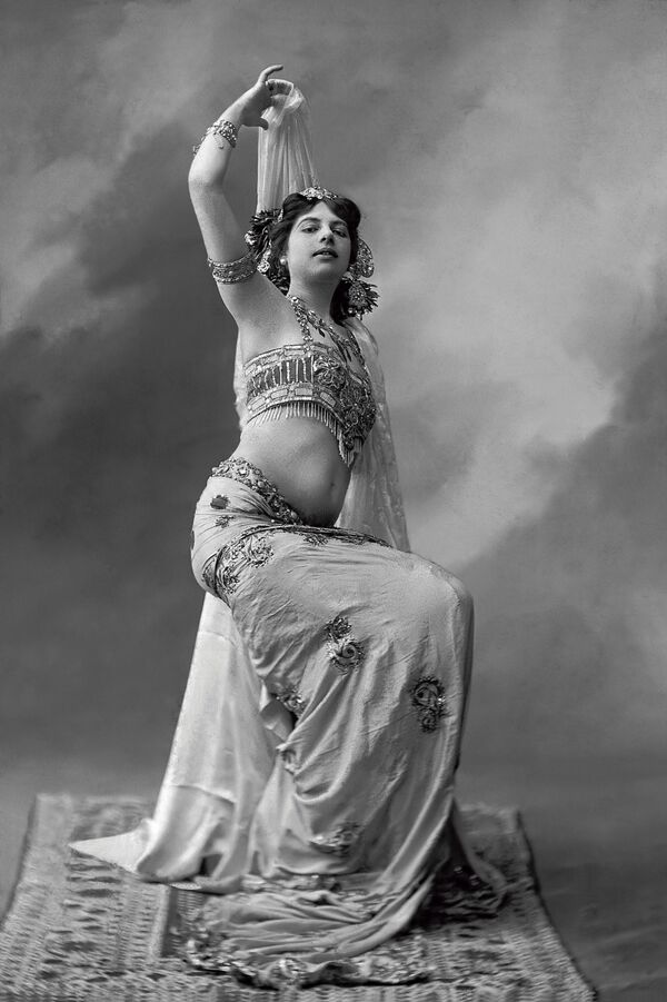 Танцовщица Мата Хари, 1905 год - Sputnik Абхазия