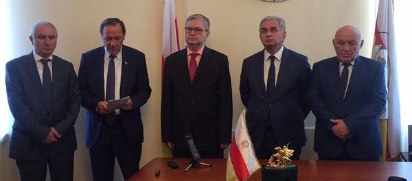 Аԥсны иргәаладыршәеит Аахыҵ Уаԥстәыла иҭахаз - Sputnik Аҧсны