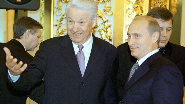 Президент РФ Владимир Путин и первый президент России Борис Ельцин - Sputnik Абхазия
