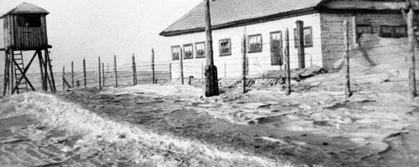Воркутинский исправительно-трудовой лагерь. Штрафной изолятор лагеря (1930-40-е гг). Снимок из Центрального государственного архива Октябрьской революции. Воркутинский исправительно-трудовой лагерь. Штрафной изолятор лагеря (1930-40-е гг). Снимок из Центрального государственного архива Октябрьской революции. - Sputnik Абхазия