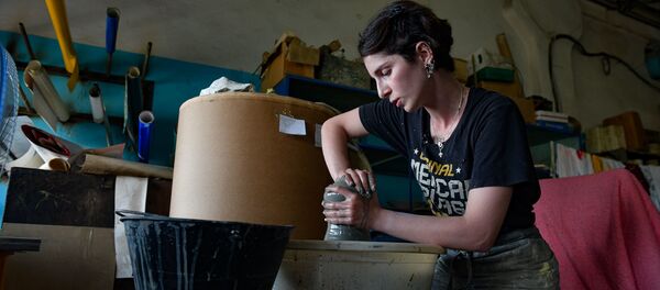 Студия Артель на территории бывшего советского завода Сухумприбор    - Sputnik Абхазия