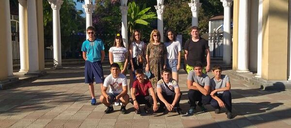 Воспитанники Кадетской школы МО РЮО отдыхают в Абхазии Воспитанники Кадетской школы МО РЮО отдыхают в Абхазии - Sputnik Абхазия