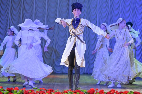 Концерт в Госфилармонии посвященный Дню признания независимости Абхазии - Sputnik Абхазия