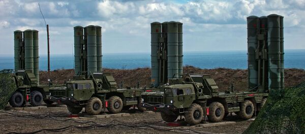 Полк С-400 заступил на боевое дежурство в Крыму Полк С-400 заступил на боевое дежурство в Крыму - Sputnik Абхазия