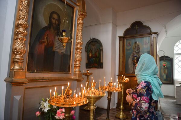 Молебен в Сухумском соборе в память о без вести пропавших - Sputnik Абхазия