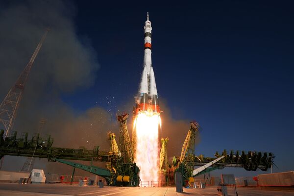 Запуск ракеты-носителя Союз-2.1а с пилотируемым кораблем Союз МС-14 со стартовой площадки космодрома Байконур - Sputnik Абхазия
