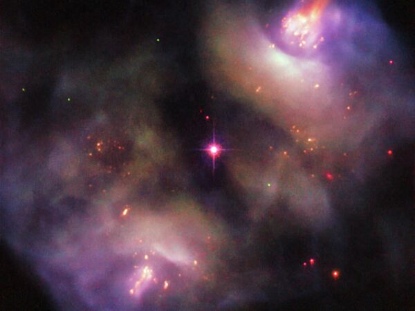 Планетарная туманность NGC 2371 в созвездии Близнецы - Sputnik Абхазия