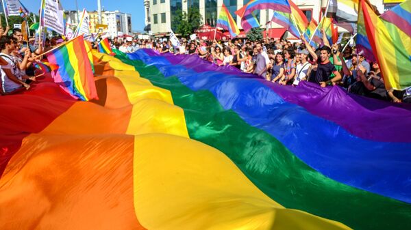 Гей-парад в Стамбуле - Sputnik Абхазия