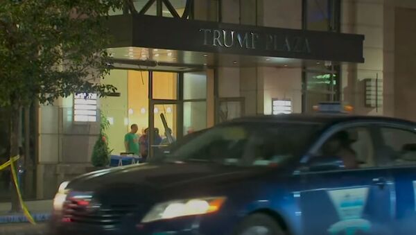В США автомобиль въехал в здание отеля Trump Plaza — видео - Sputnik Абхазия