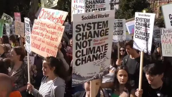 От Европы до Австралии: сотни тысяч активистов вышли на глобальную климатическую забастовку - Sputnik Абхазия