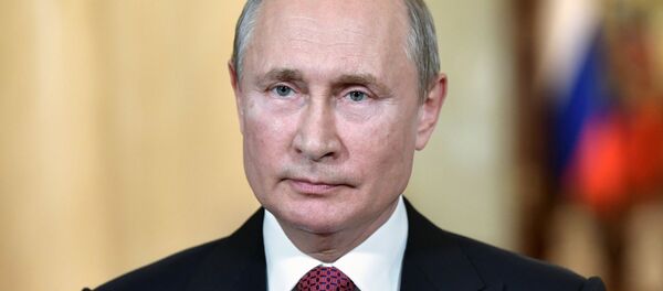 Президент РФ В. Путин обратился с приветствием к участникам и гостям Первого Дрезденского оперного бала в Санкт-Петербурге - Sputnik Абхазия