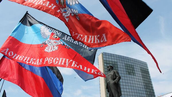 Митинг в честь годовщины провозглашения ДНР в Донецке - Sputnik Абхазия