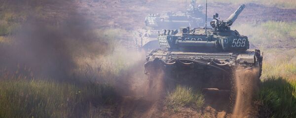 Танковые учения на полигоне Погоново в Воронежской области Танковые учения на полигоне Погоново в Воронежской области - Sputnik Абхазия