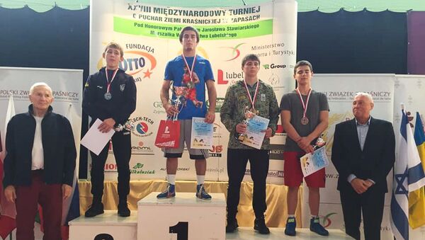 Ричи Сичинава и Даниил Харчилава заняли первые места в Международном турнире по вольной борьбе в Польше - Sputnik Абхазия