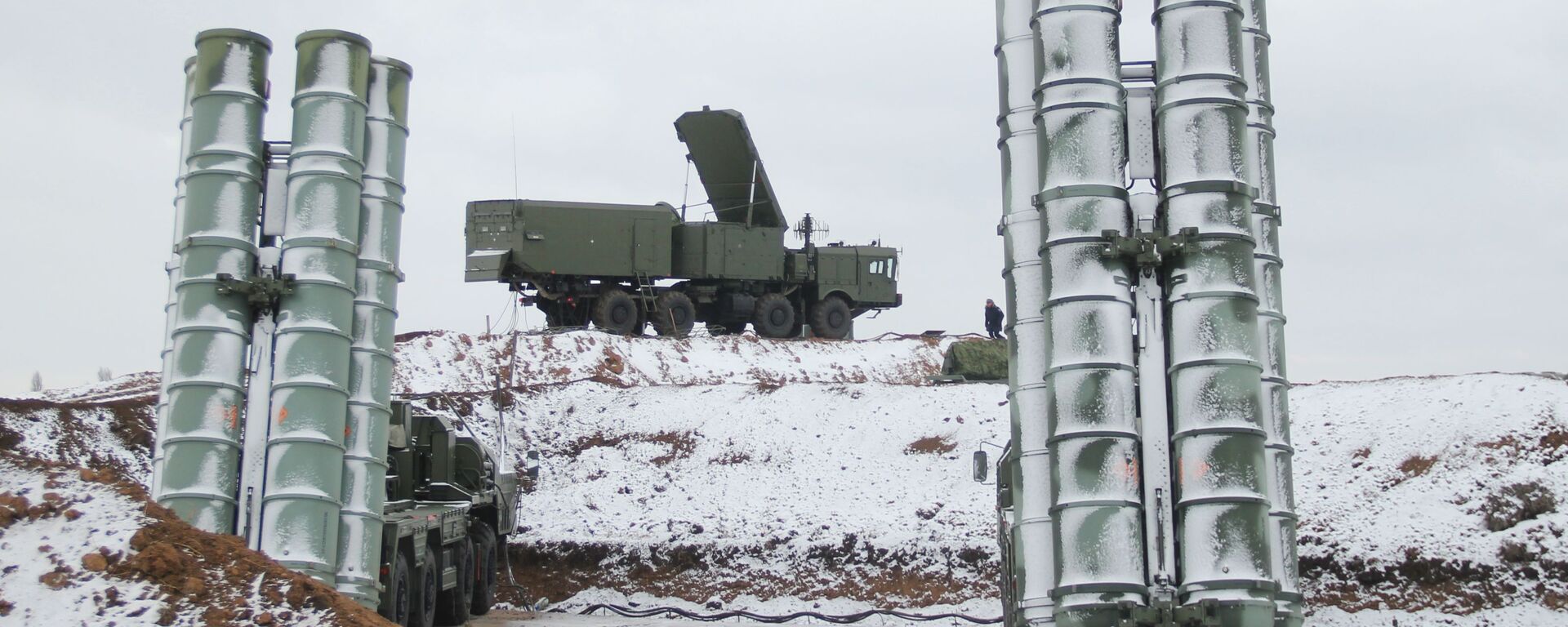 Дивизион С-400 Триумф заступил на боевое дежурство в Крыму - Sputnik Абхазия, 1920, 12.02.2026