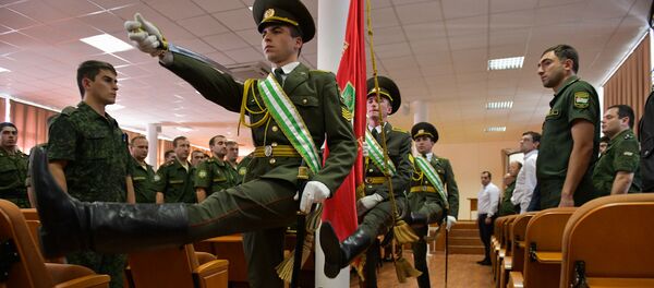 Торжественное собрание Минобороны в честь дня создания Вооруженных сил Абхазии Торжественное собрание Минобороны в честь дня создания Вооруженных сил Абхазии - Sputnik Абхазия