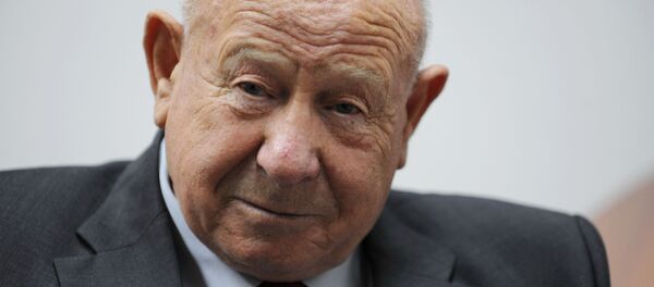 Космонавт Алексей Леонов во время интервью агентству РИА Новости - Sputnik Абхазия