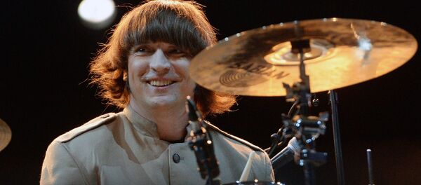 Ринго Старр во время концерта в честь 50-летия битломании на фестивале Ollesummer  - Sputnik Абхазия