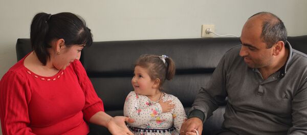 Елина Каленџьиан лзы аԥареидкылара хацыркуп Елина Каленџьиан лзы аԥареидкылара хацыркуп - Sputnik Аҧсны