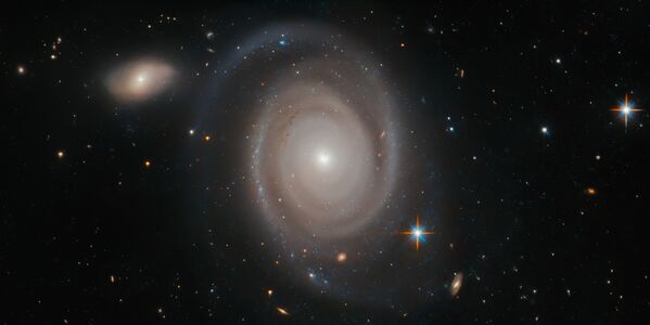 Спиральная галактика NGC 1706 в созвездии Золотая Рыба - Sputnik Абхазия