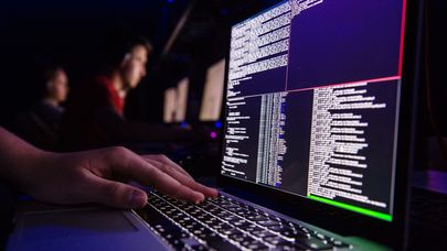 Вирус-вымогатель атаковал IT-системы компаний в разных странах