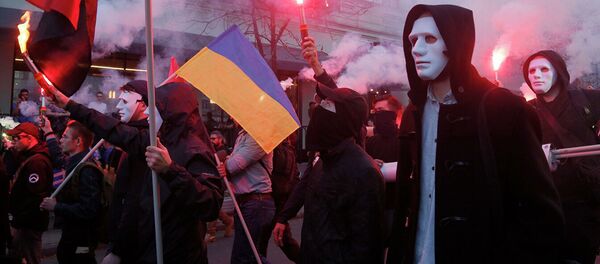 Участники акции протеста националистов в Киеве Участники акции протеста националистов в Киеве - Sputnik Абхазия