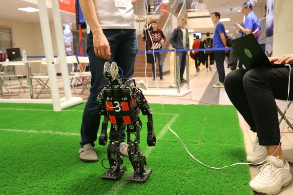 Чемпионат по робототехнике и искусственному интеллекту Robocup 2019 в Москве - Sputnik Абхазия