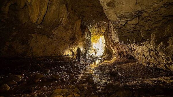 Нижняя Шакуранская пещера - Sputnik Абхазия