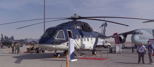 Вертолет Ми-38 в ОАЭ: арабские шейхи меняют американскую авиатехнику на российскую - Sputnik Абхазия