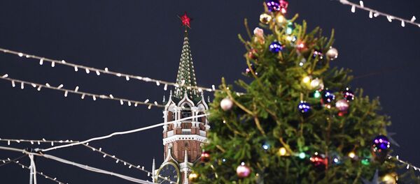 Открытие ГУМ-катка на Красной площади Открытие ГУМ-катка на Красной площади - Sputnik Абхазия