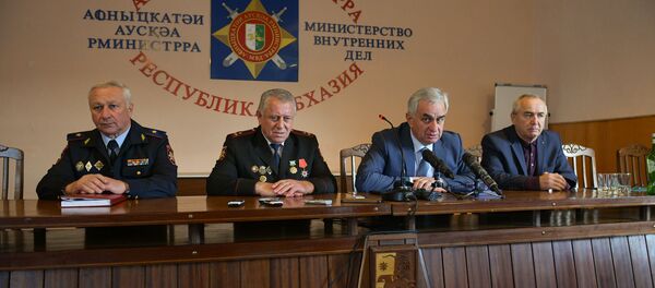 Рауль Ҳаџьымба Аԥсны ААР реилазаара аминистр ҿыц дыдирдырит - Sputnik Аҧсны