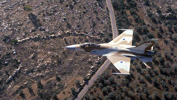 Израильский истребитель F-16 - Sputnik Абхазия