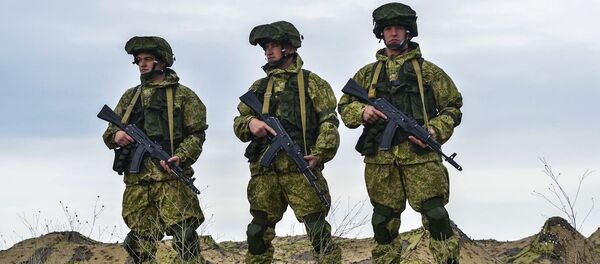 Учения ВДВ, ВКС и Черноморского флота начались в Крыму Учения ВДВ, ВКС и Черноморского флота начались в Крыму - Sputnik Абхазия