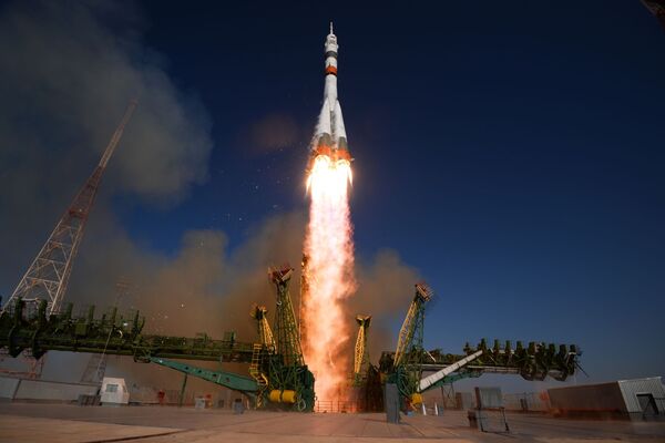 Запуск ракеты-носителя Союз-2.1а с пилотируемым кораблем Союз МС-14 со стартовой площадки космодрома Байконур - Sputnik Абхазия