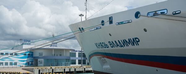 Первый пассажирский рейс круизного лайнера Князь Владимир в Сочи Первый пассажирский рейс круизного лайнера Князь Владимир в Сочи - Sputnik Абхазия