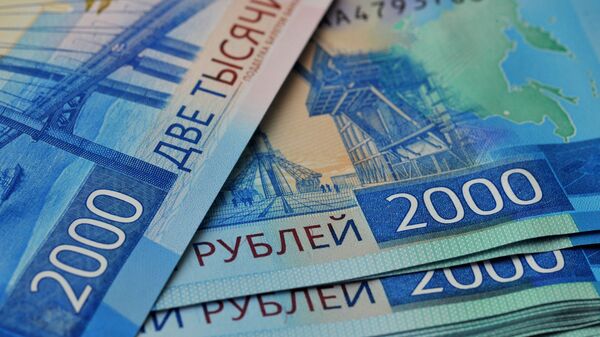 Банкноты номиналом 2000 рублей. - Sputnik Абхазия